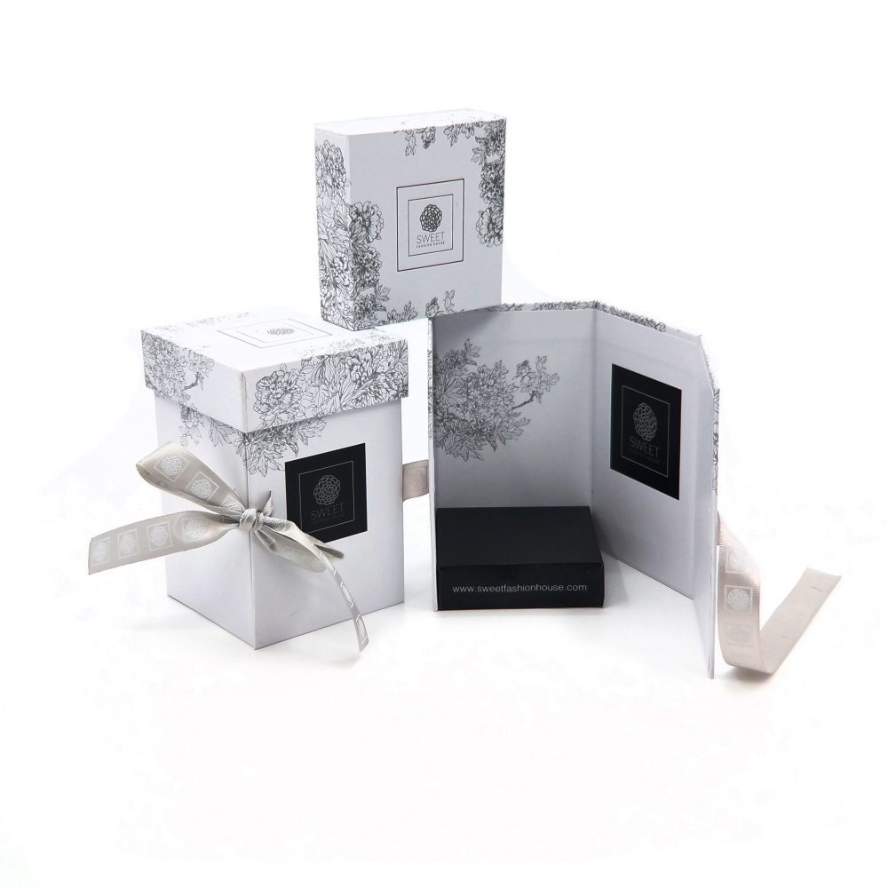 Lid & Case Rigid Box with Ribbon Closure